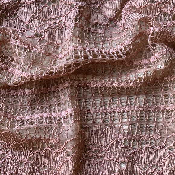 FREE PEOPLE INTIMATELY LACE BANDEAU BRA SCALLOP DETAIL BRALETTE IN ANTIQUE ROSE - Picture 5 of 10